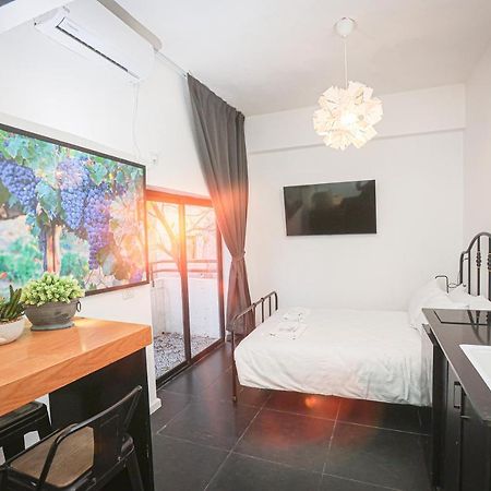 Midrahov Urban Suites Jerusalem Exteriör bild