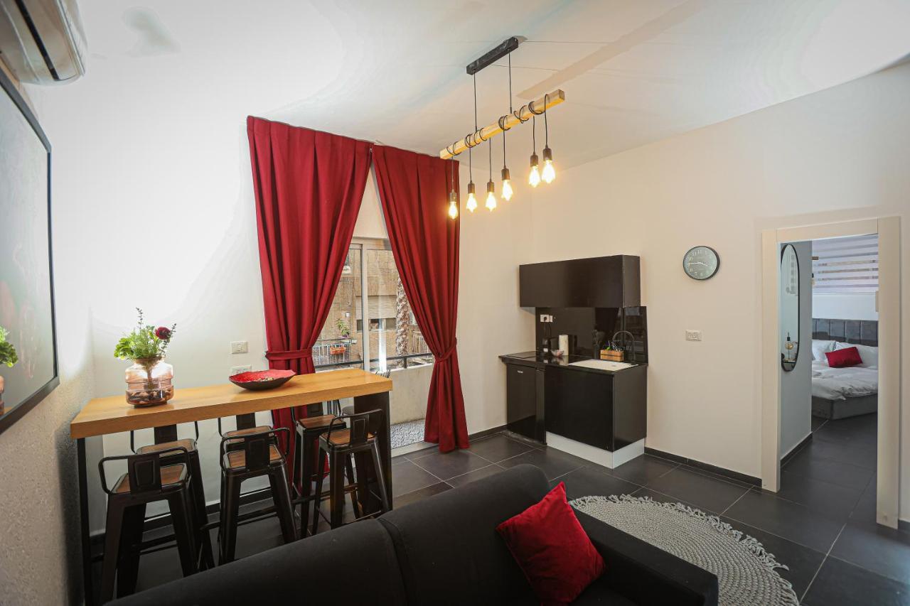 Midrahov Urban Suites Jerusalem Exteriör bild