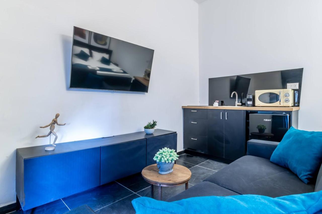 Midrahov Urban Suites Jerusalem Exteriör bild